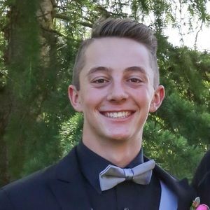 Meet your Posher, Travis